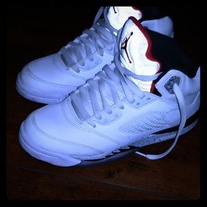 Air Jordan Retro 5's White Cement